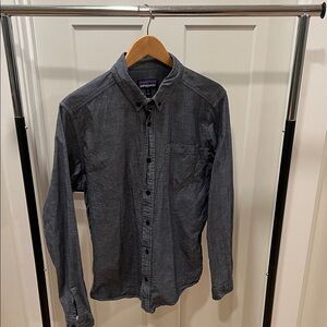 Patagonia Men's Chambray Button Down Shirt